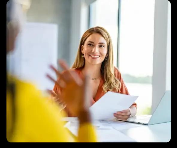 People speaking about payments with Kyriba.